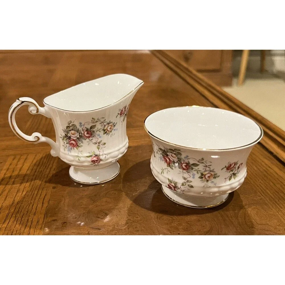 Vintage Queens Rosina Fine Bone China Creamer & Sugar Bowl (Rosamund Pattern)